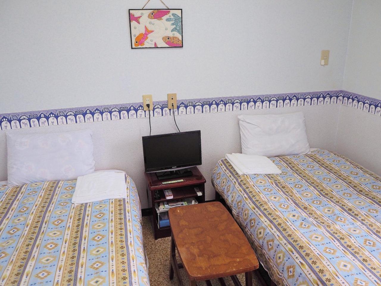 เพนชั่น นิว ฮามะโนะโซะ Hotel Ishigaki  ภายนอก รูปภาพ